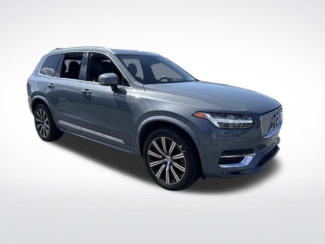 Used 2023 Volvo XC90 B5 Plus AWD/4WD image 11