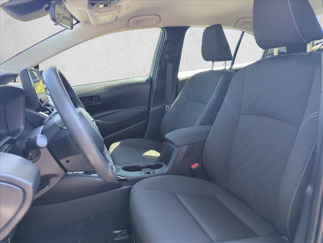 Used 2025 Toyota Corolla LE FWD image 21