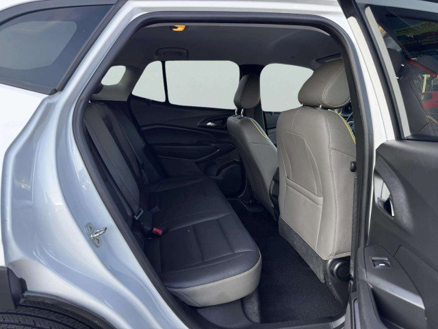 Used 2024 Chevrolet Trax ACTIV w/ Driver Confidence Package image 37