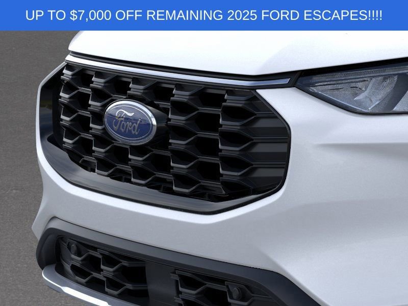 New 2025 Ford Escape ST-Line w/ Tech Pack #1 AWD/4WD image 17