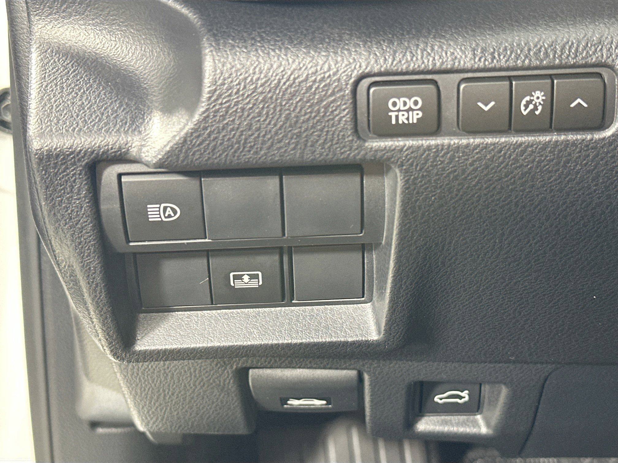 Used 2024 Lexus IS 300 w/ Premium Package image 10