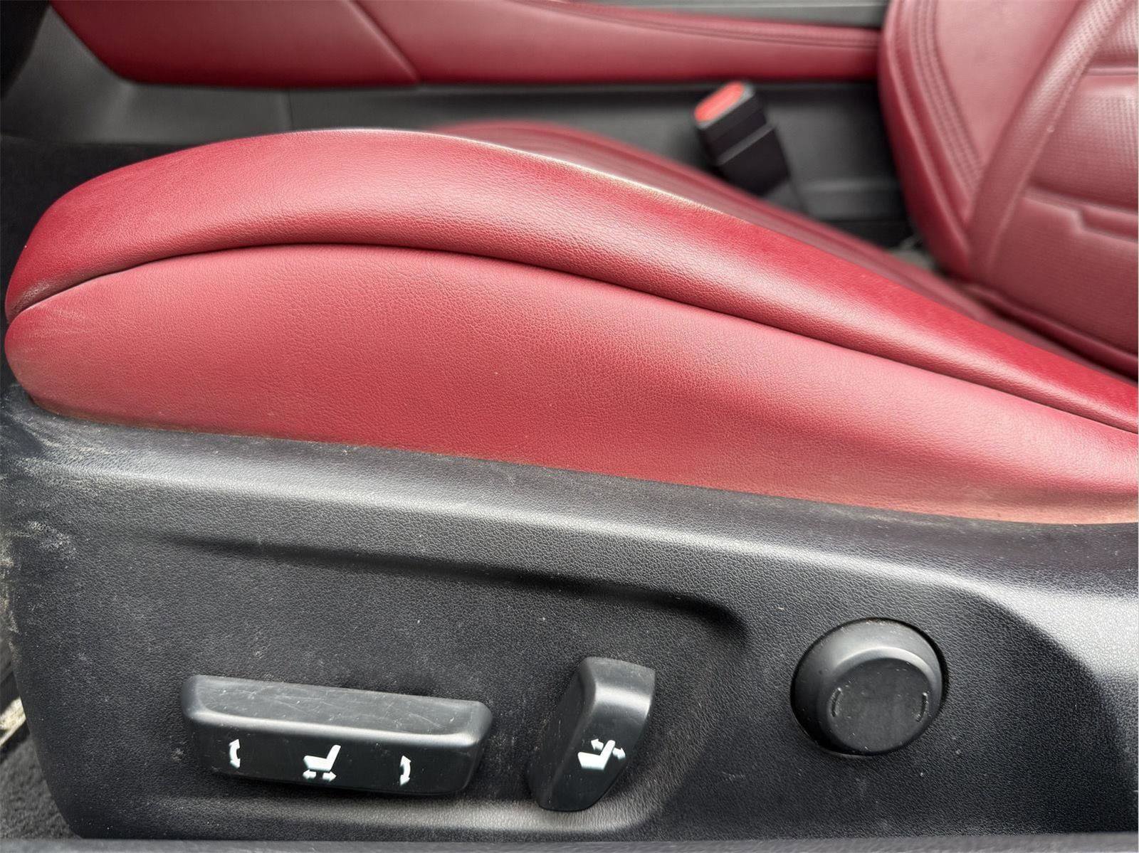 Used 2016 Lexus RC 300 AWD image 10