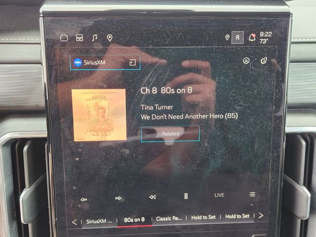 Used 2025 GMC Acadia Elevation image 16