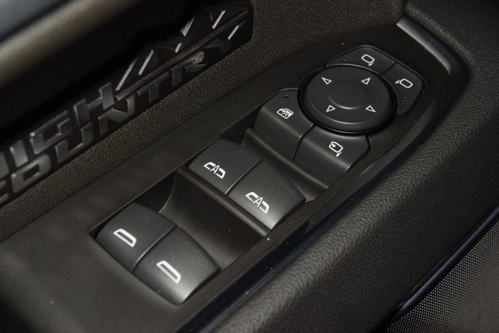 Used 2025 Chevrolet Silverado 1500 High Country w/ Midnight Edition image 47