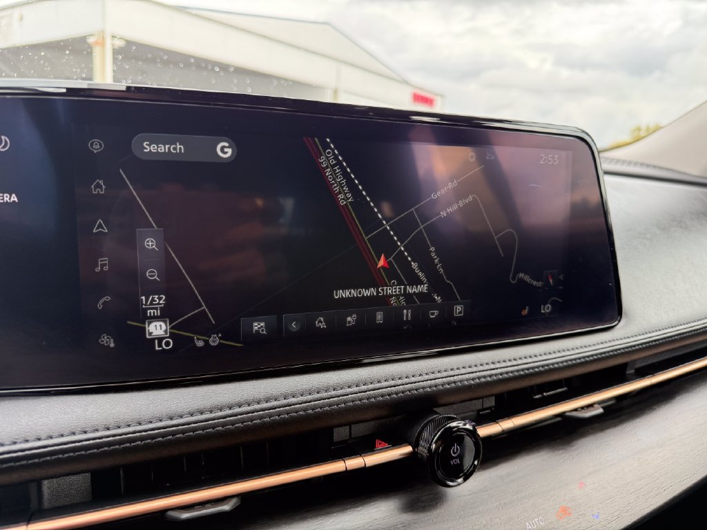 Used 2023 Nissan Ariya FWD image 29