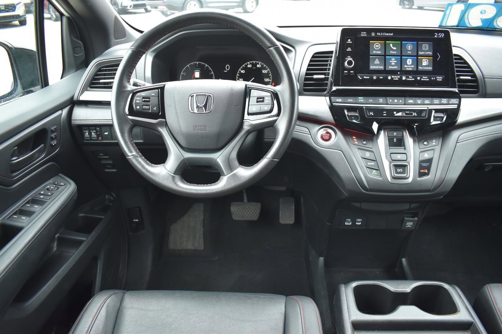 Used 2025 Honda Odyssey Sport-L image 17