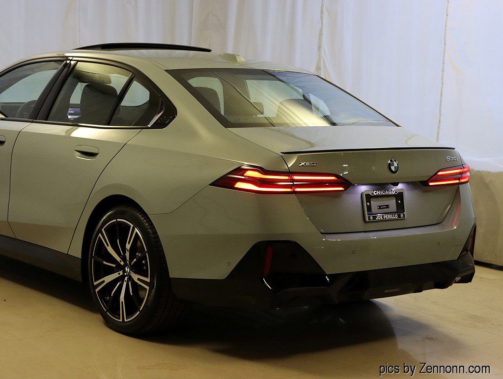 New 2026 BMW 530i xDrive w/ M Sport Package image 8