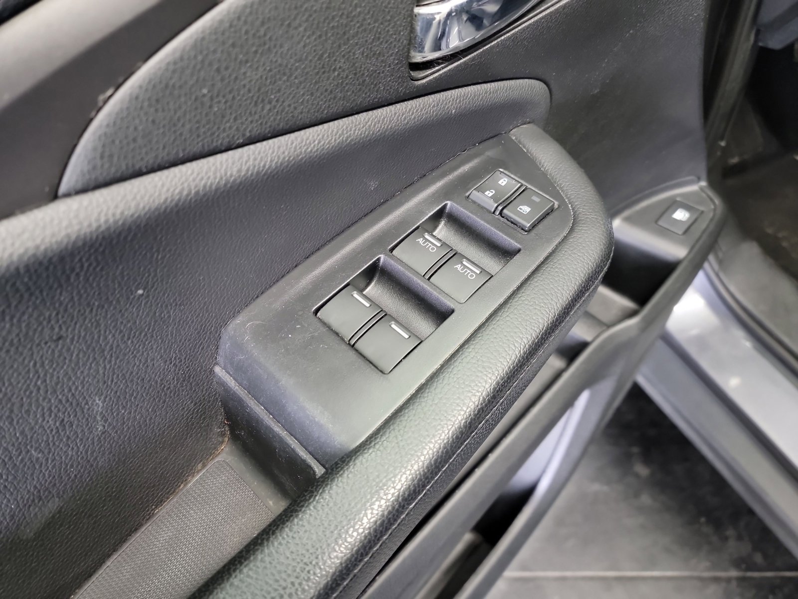 Used 2019 Honda Passport Sport image 14