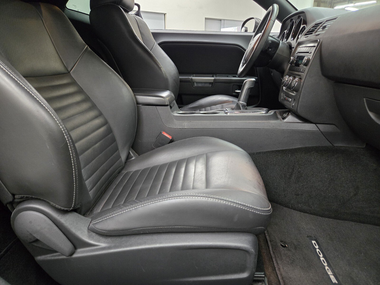 Used 2013 Dodge Challenger R/T RWD image 11
