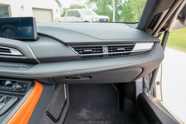 Used 2019 BMW i8 Coupe AWD/4WD image 89
