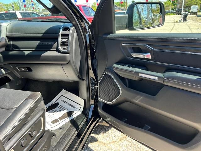 Used 2024 RAM 1500 Laramie image 30