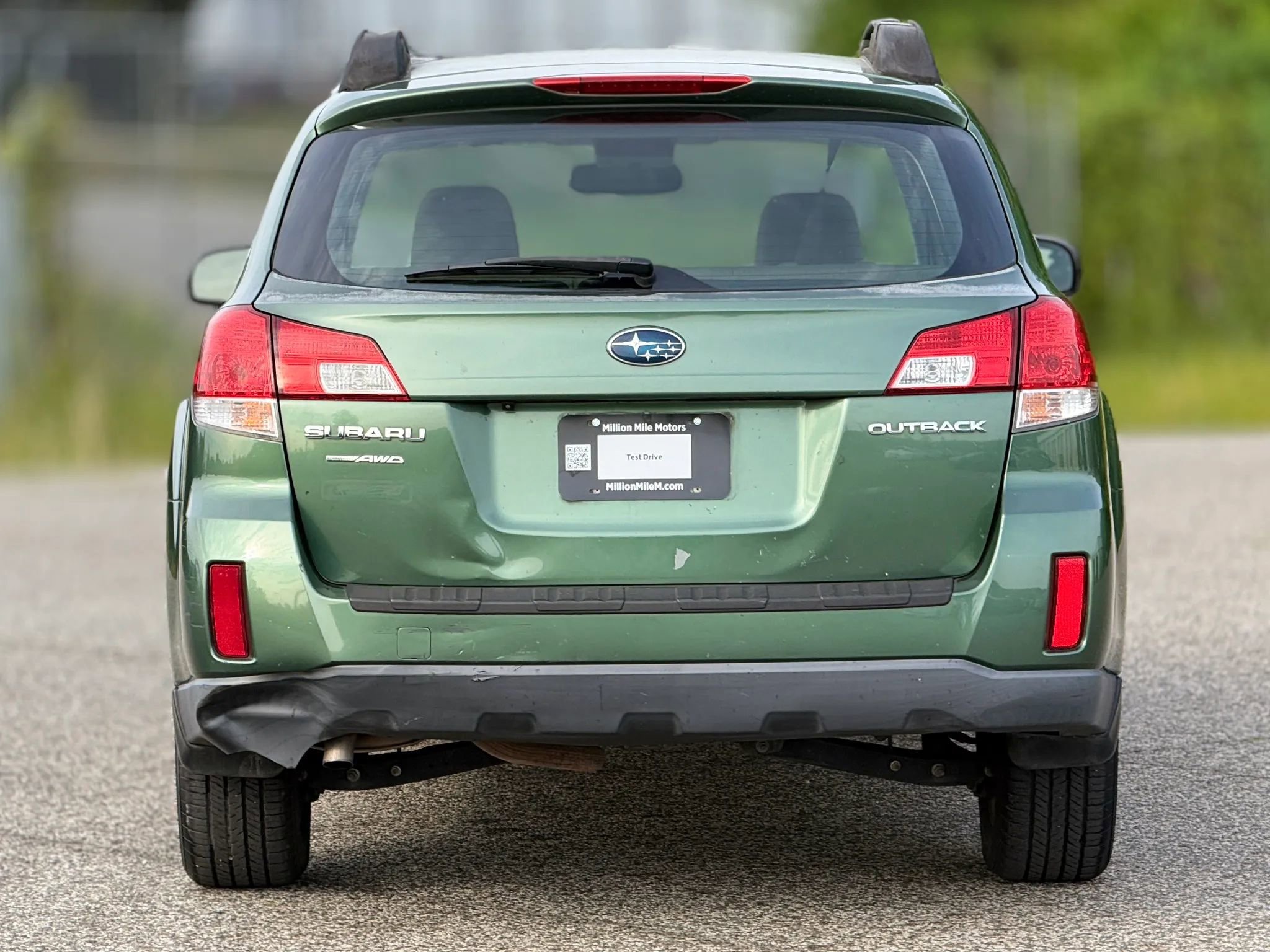 Used 2013 Subaru Outback 2.5i Premium AWD/4WD image 4