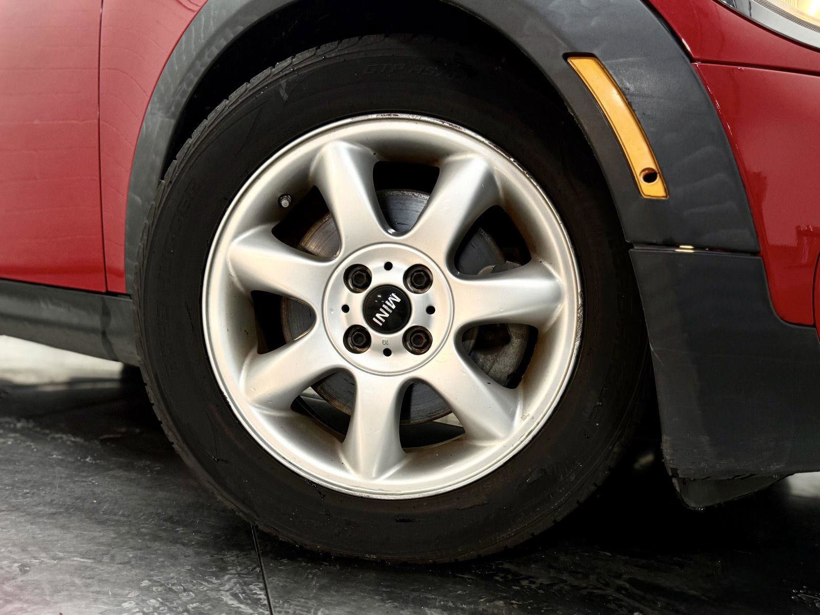 Used 2010 MINI Cooper S w/ Premium Pkg image 9