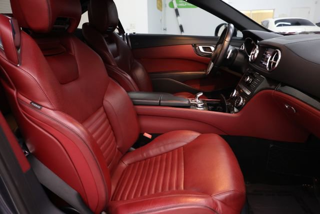 Used 2013 Mercedes-Benz SL 550 image 90