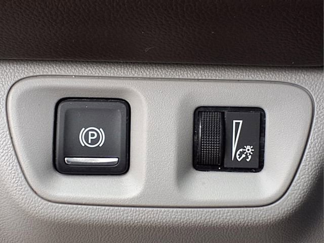 Used 2017 GMC Acadia SLT image 19