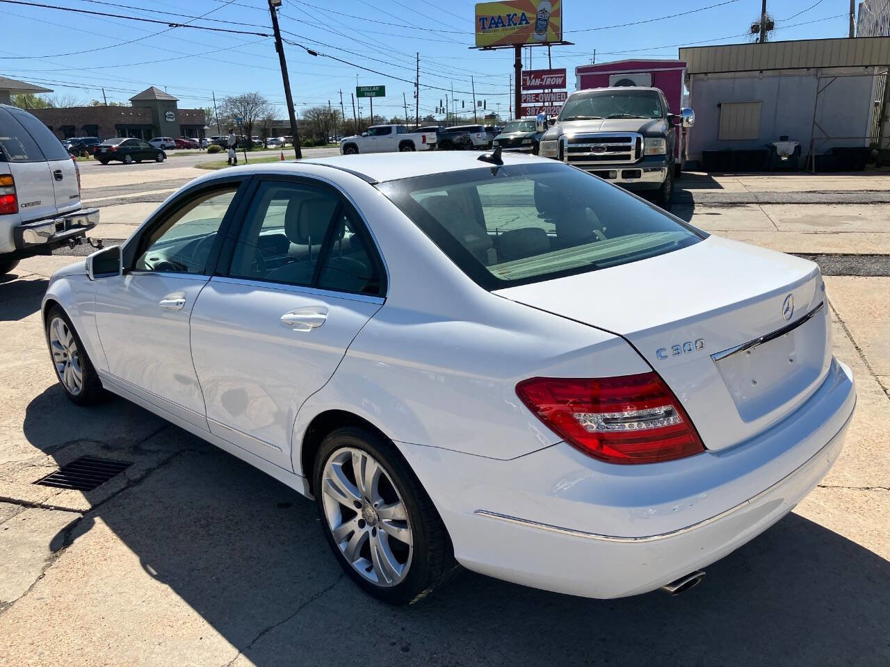 Used 2013 Mercedes-Benz C 300 4MATIC Sedan image 8