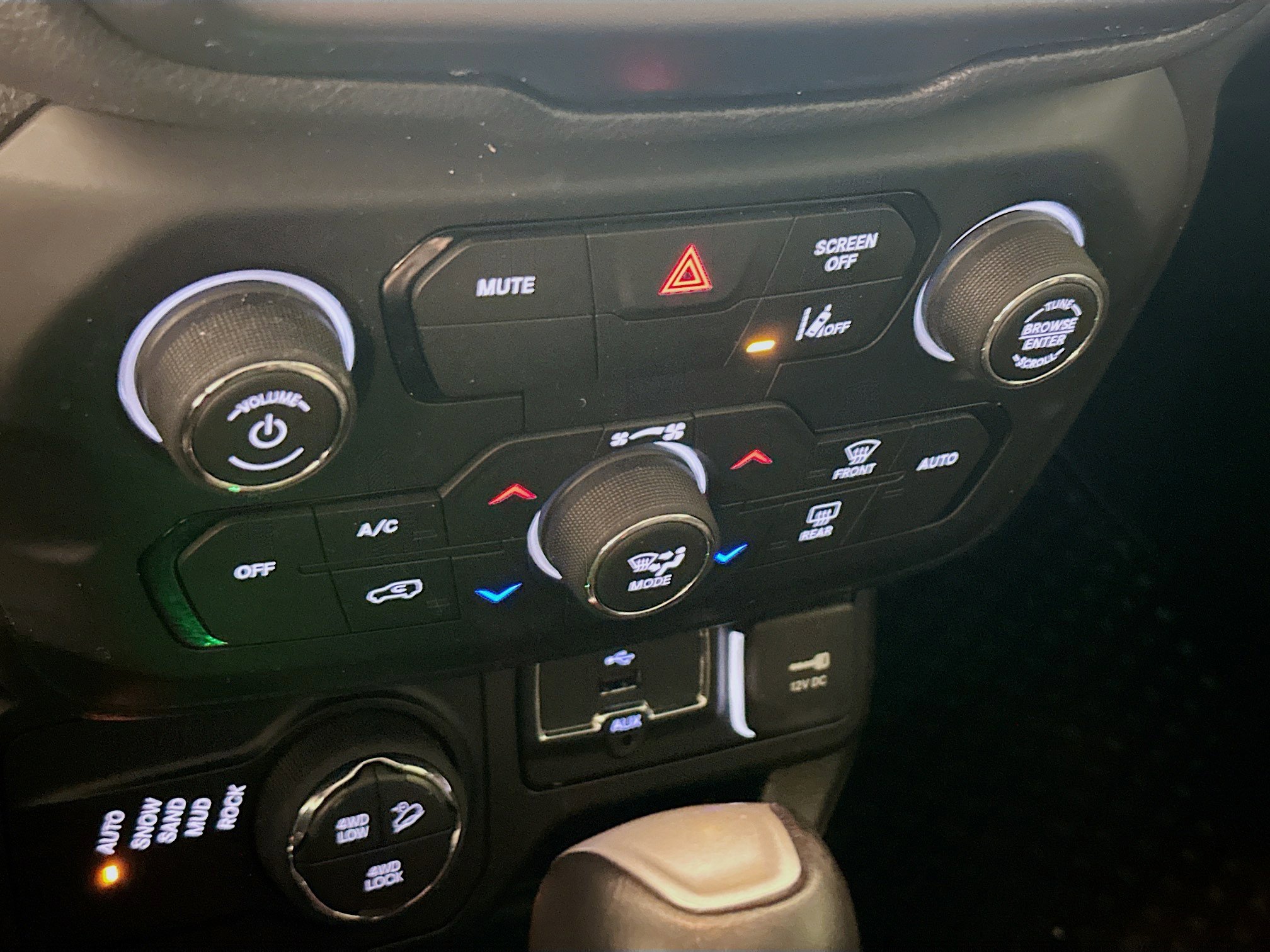 Used 2021 Jeep Renegade Trailhawk w/ Sun & Sound Group image 24