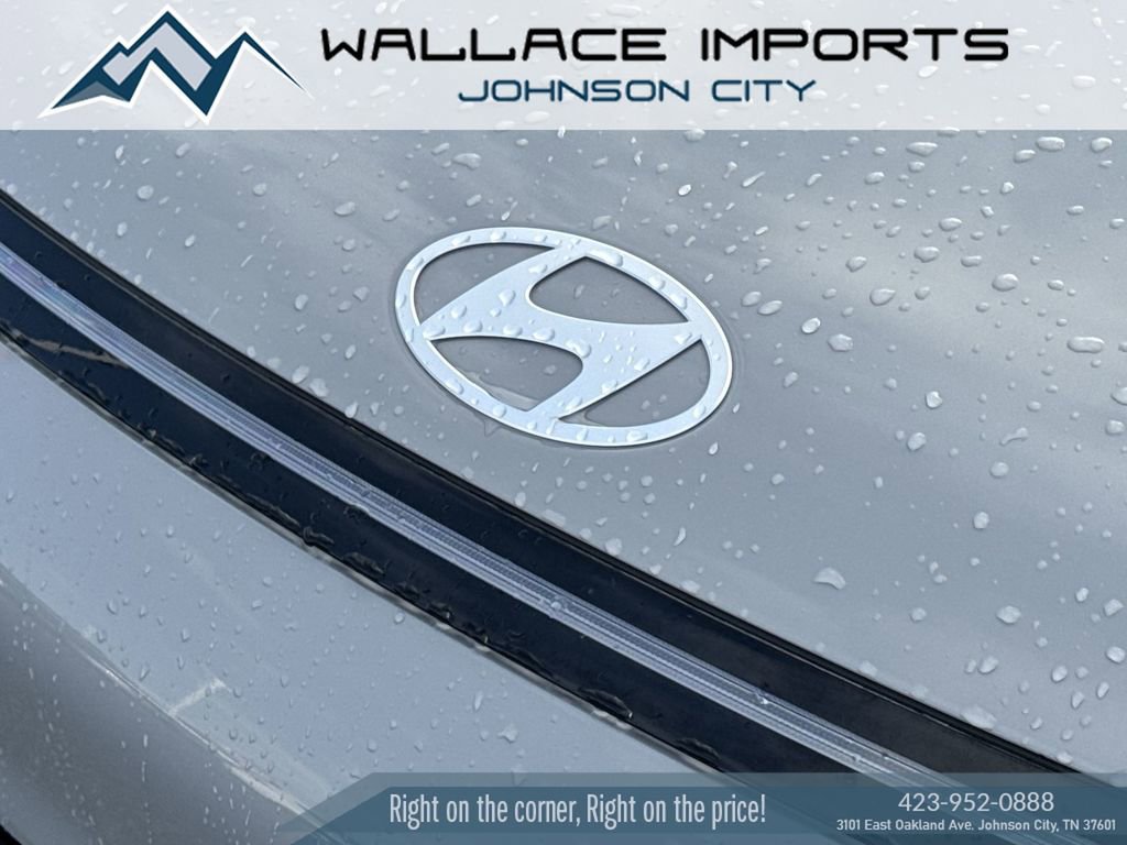 Used 2024 Hyundai Kona Limited image 12