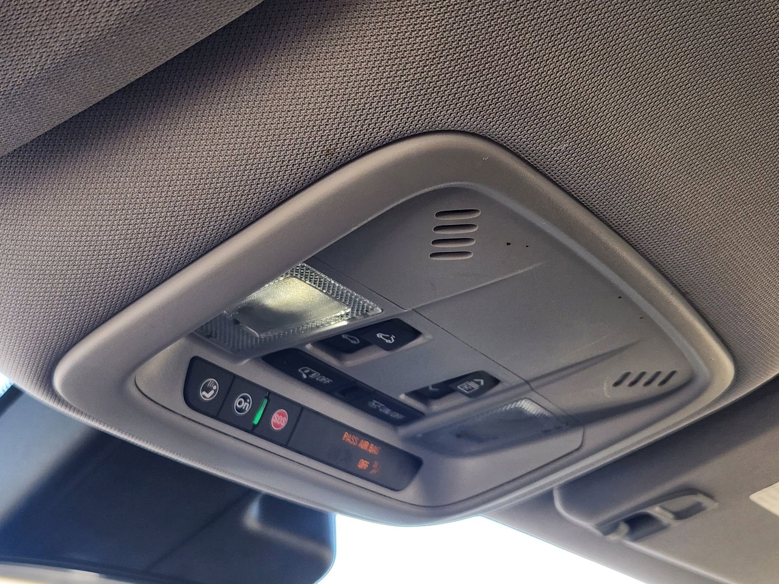 Used 2023 Chevrolet Malibu LT image 28