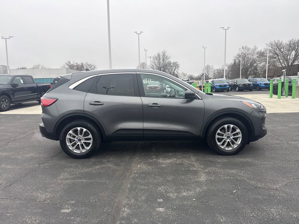 Used 2022 Ford Escape SE w/ Convenience Package AWD/4WD image 6