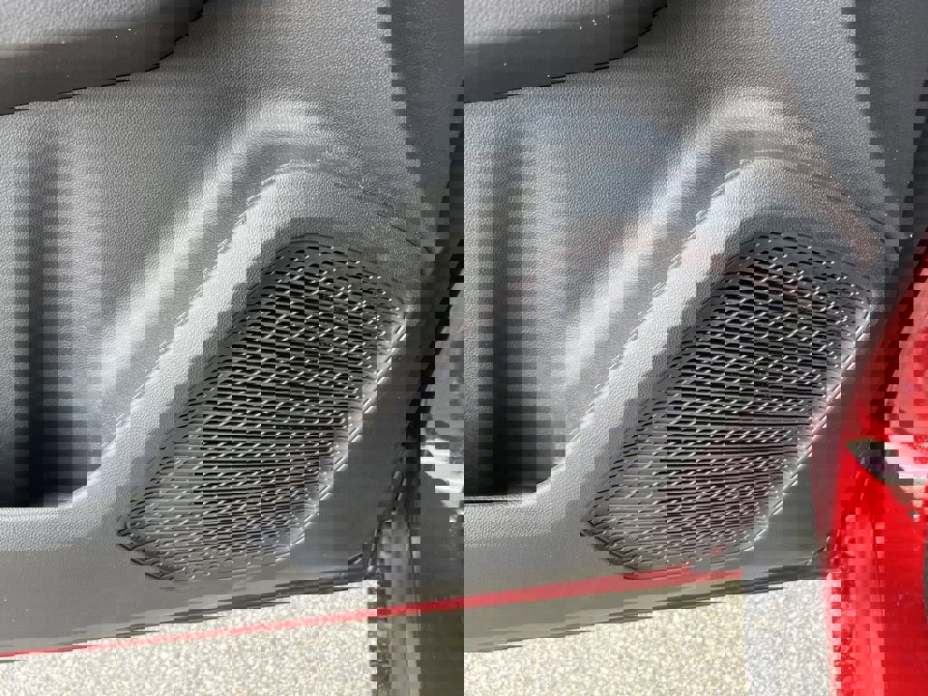 New 2025 Chevrolet Equinox EV RS image 10