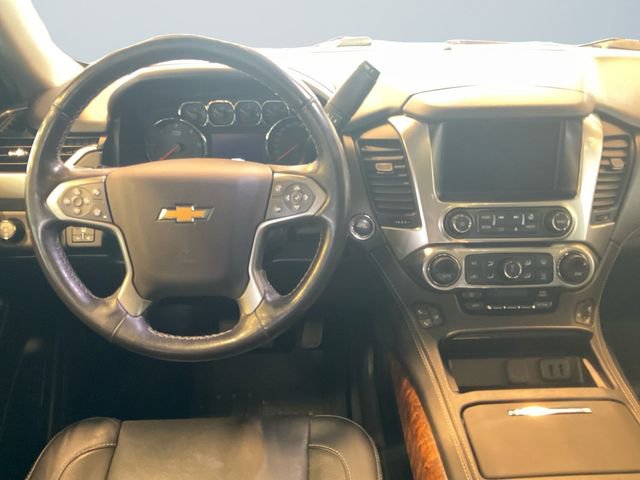Used 2019 Chevrolet Suburban Premier AWD/4WD image 10