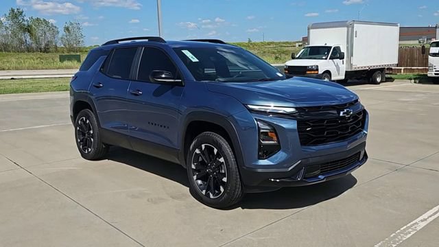 New 2027 Chevrolet Equinox RS w/ Safety and Technology Package FWD image 2