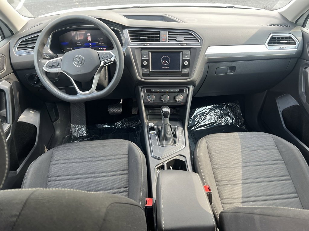Used 2023 Volkswagen Tiguan S image 22