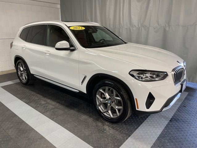 Used 2022 BMW X3 xDrive30i w/ Convenience Package AWD/4WD image 2