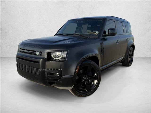 Used 2024 Land Rover Defender 110 X-Dynamic SE image 1