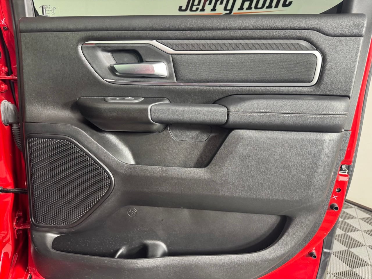 Used 2025 RAM 1500 Big Horn AWD/4WD image 35