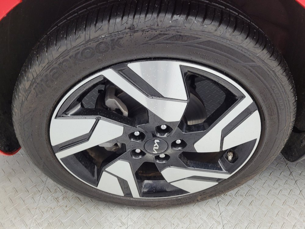 Used 2025 Kia Soul GT-Line w/ GT-Line Technology Package image 31