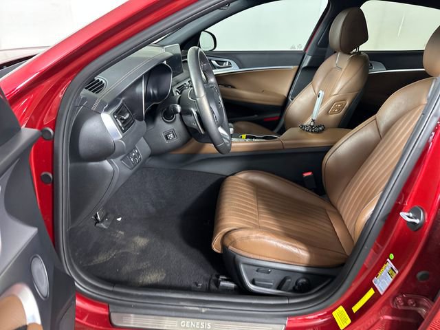 Used 2021 Genesis G70 3.3T image 11