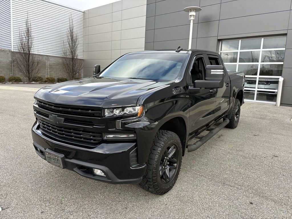 Used 2020 Chevrolet Silverado 1500 LT Trail Boss image 3