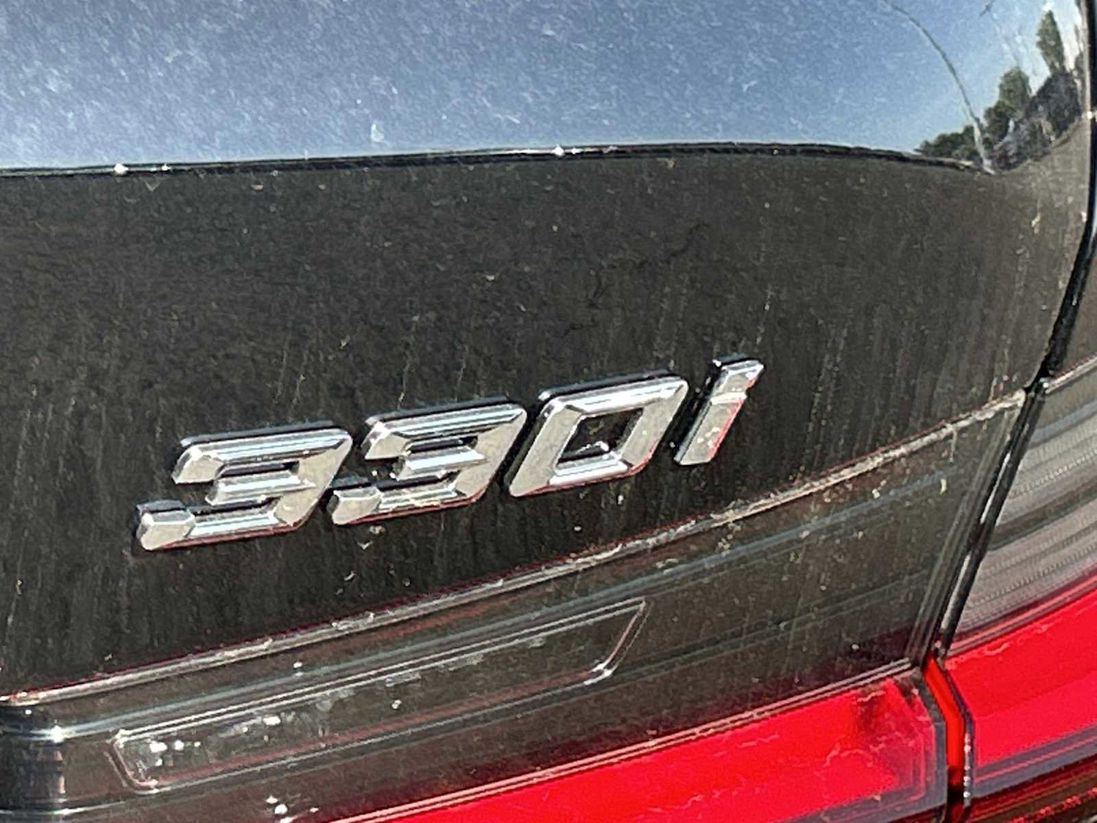 Used 2025 BMW 330i xDrive Sedan w/ Convenience Package image 13