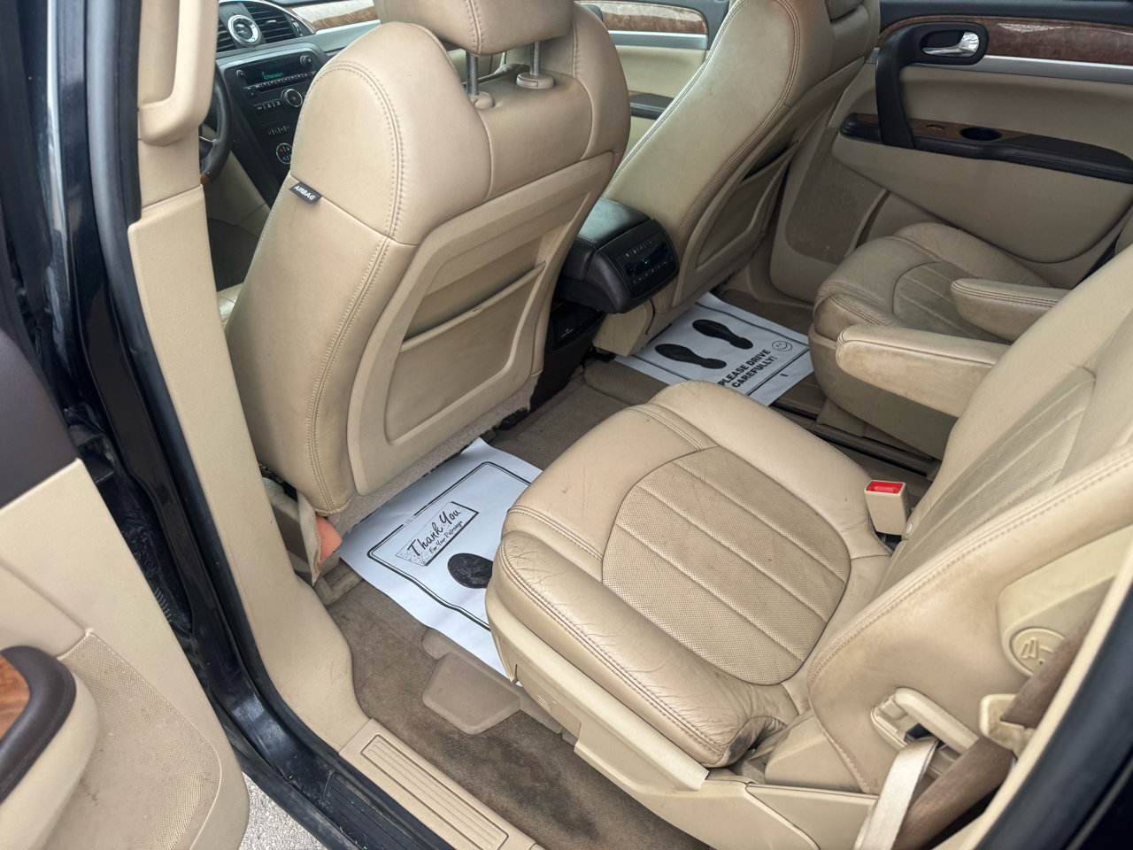 Used 2011 Buick Enclave CXL image 9