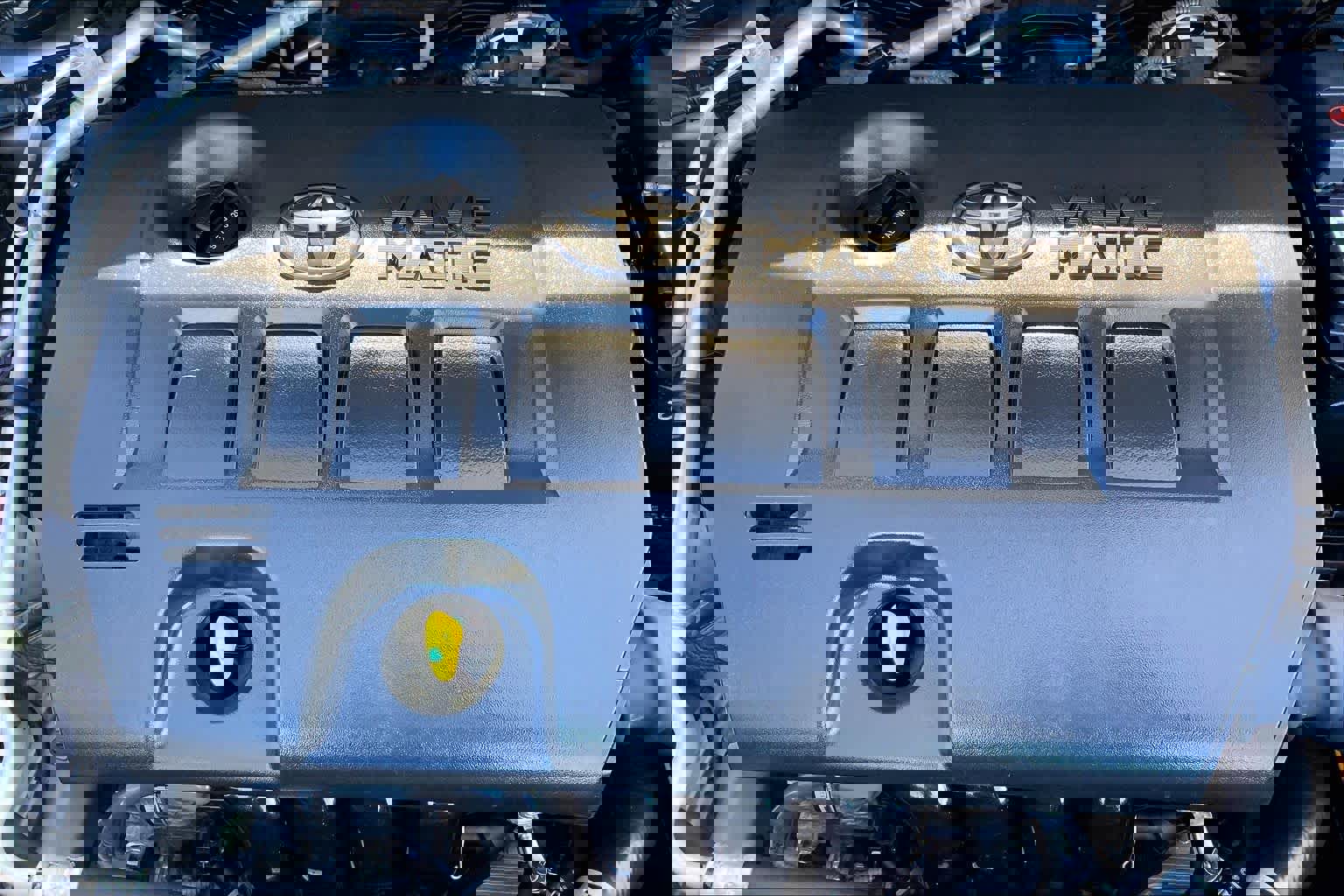 Used 2019 Toyota C-HR LE image 31