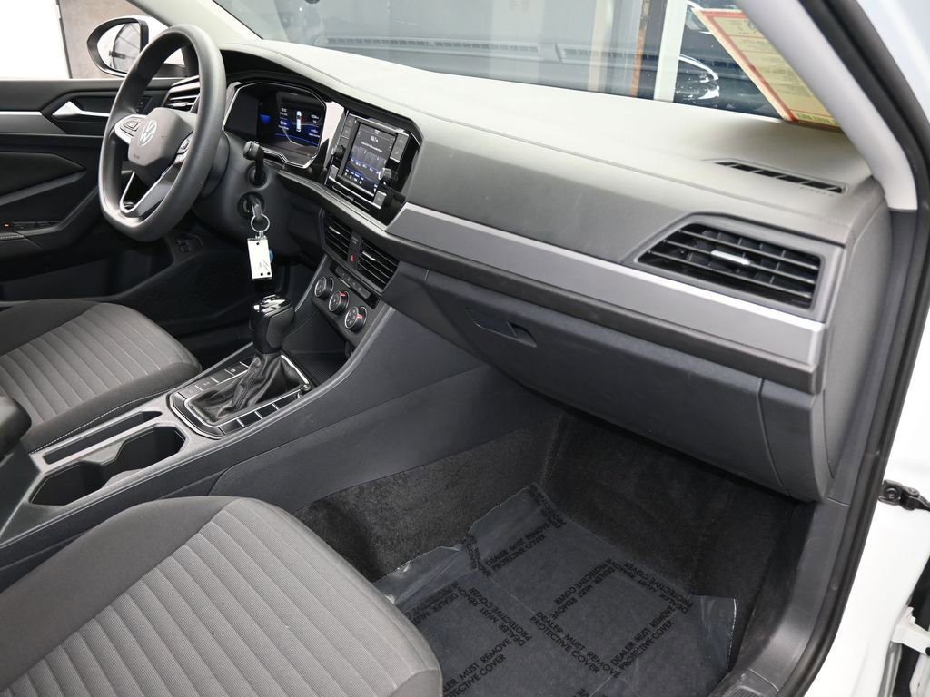 Used 2023 Volkswagen Jetta S image 42