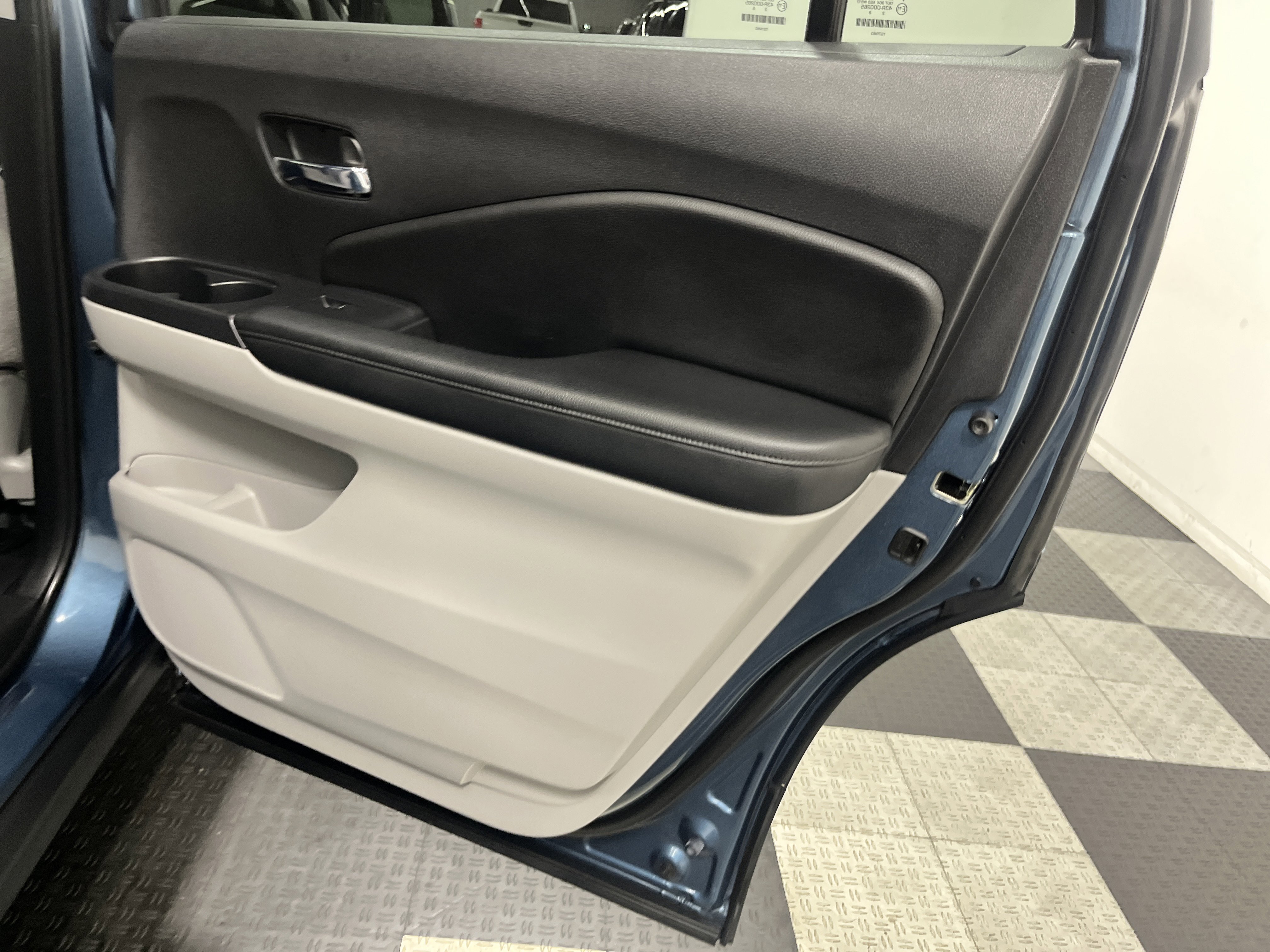 Used 2020 Honda Pilot EX image 19