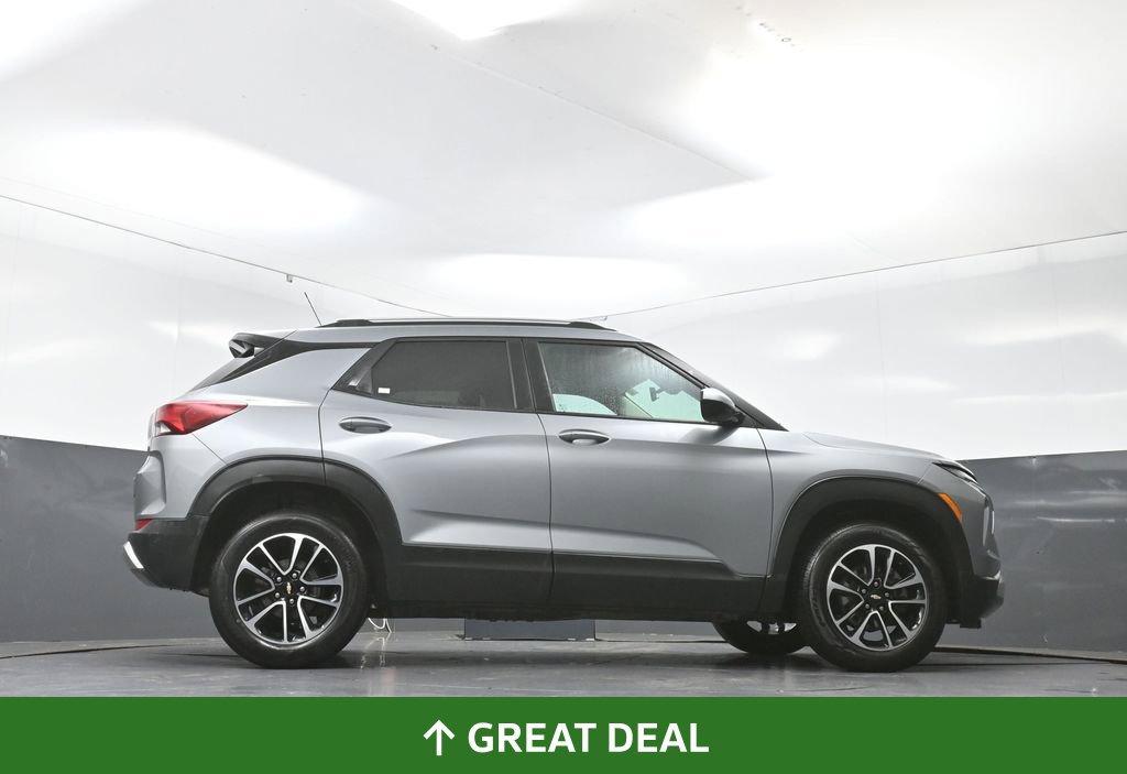 Used 2025 Chevrolet TrailBlazer LT AWD/4WD image 51