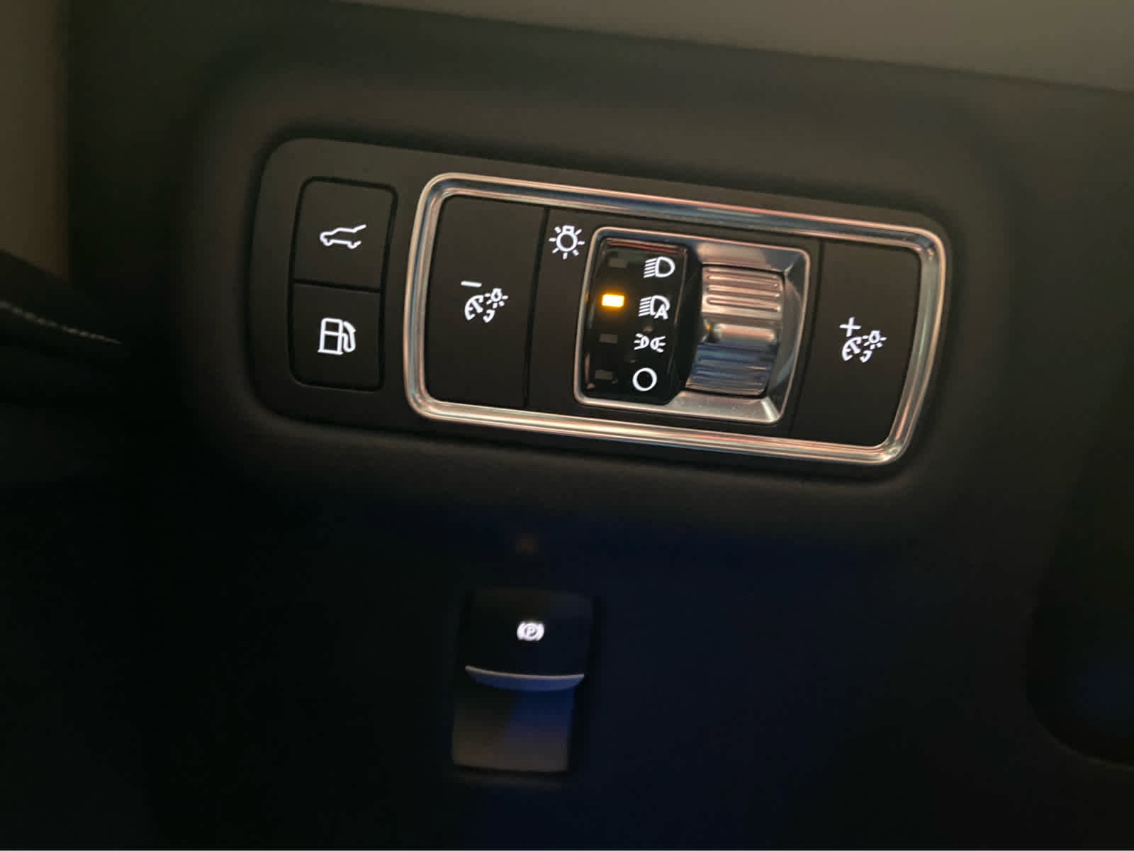 Used 2024 Lincoln Nautilus Reserve w/ Equipment Group 202A image 39