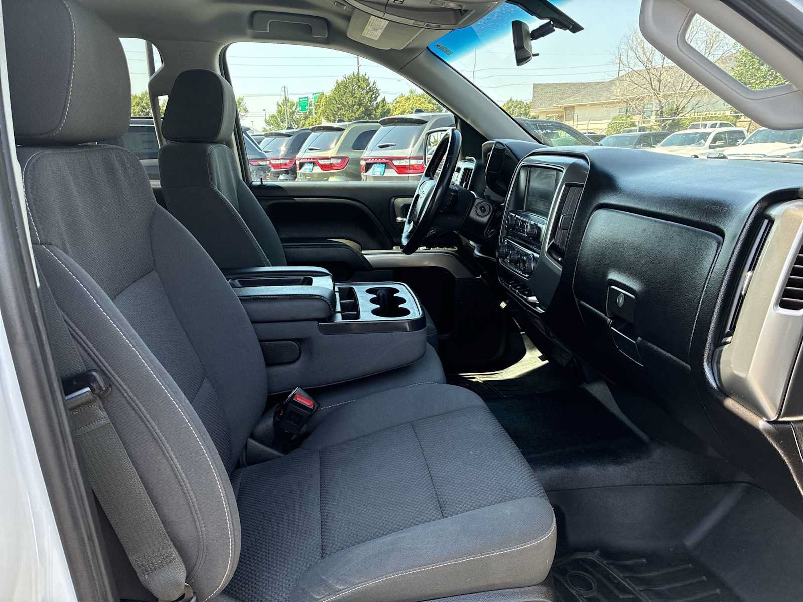 Used 2018 Chevrolet Silverado 1500 LT w/ LT Fleet Convenience Package AWD/4WD image 23
