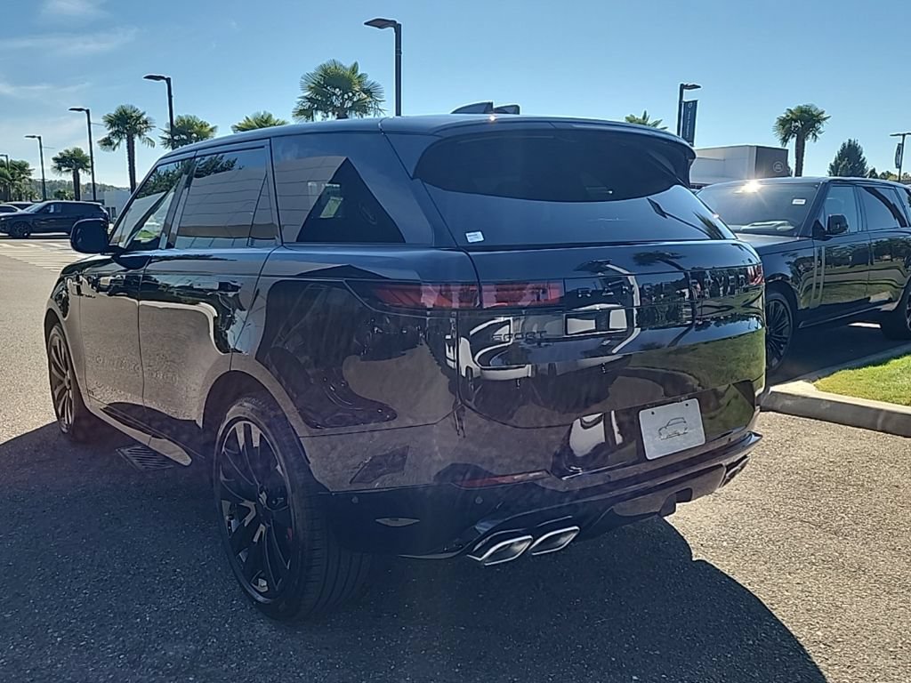 New 2026 Land Rover Range Rover Sport Dynamic SE AWD/4WD image 3