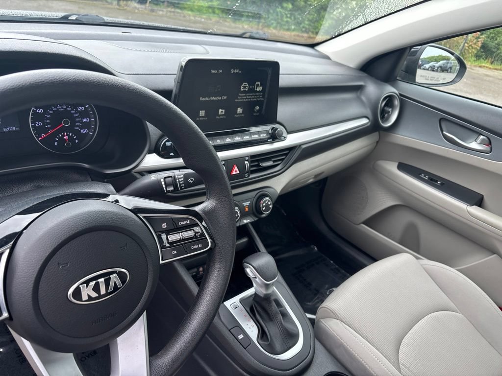 Used 2021 Kia Forte LXS FWD image 14