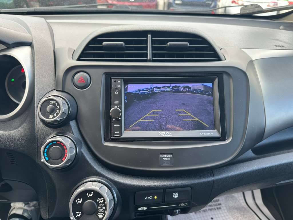 Used 2013 Honda Fit image 17