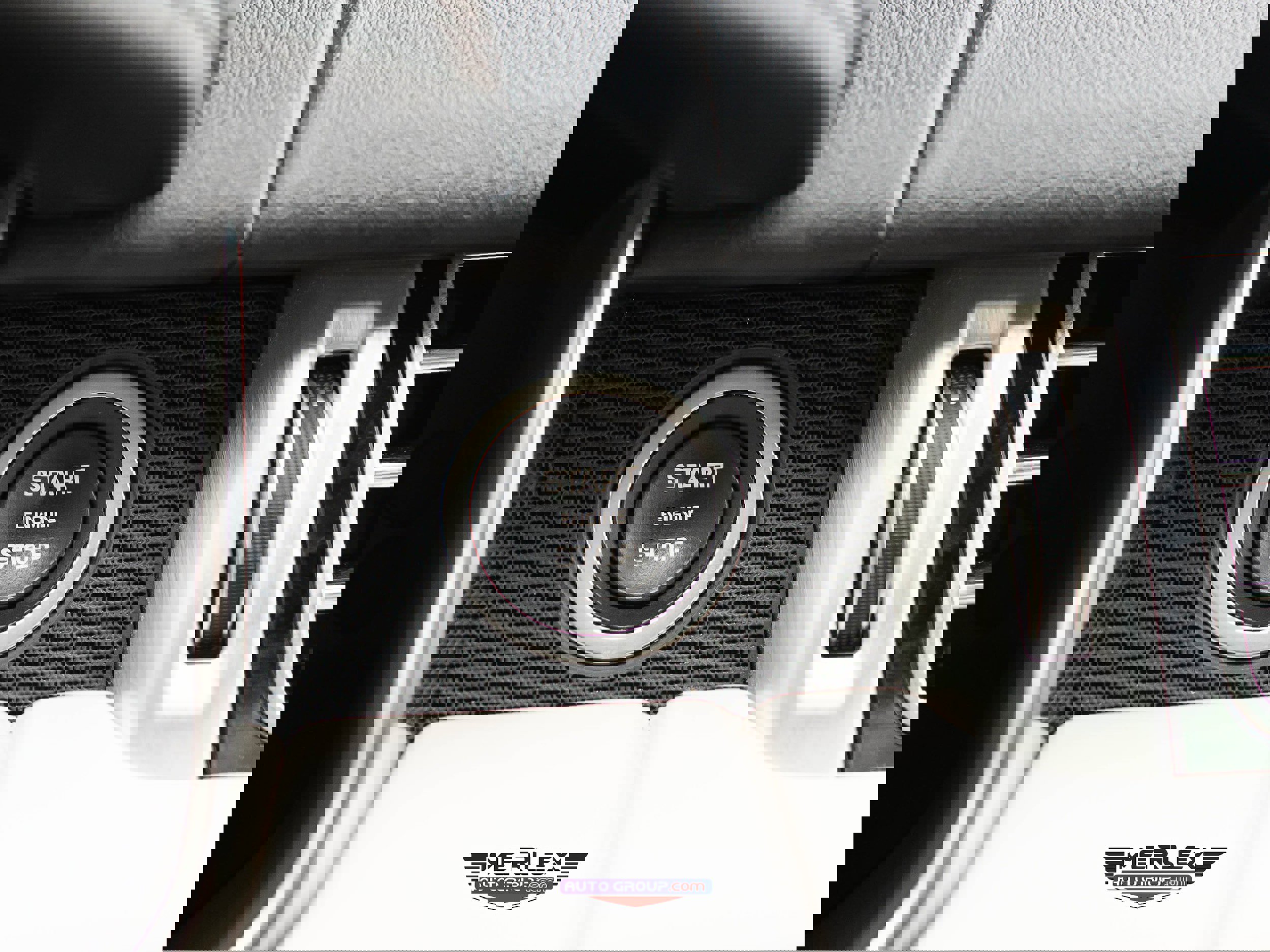 Used 2018 Land Rover Range Rover Supercharged image 34