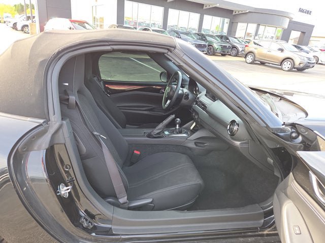 Used 2024 MAZDA MX-5 Miata Club RWD image 11