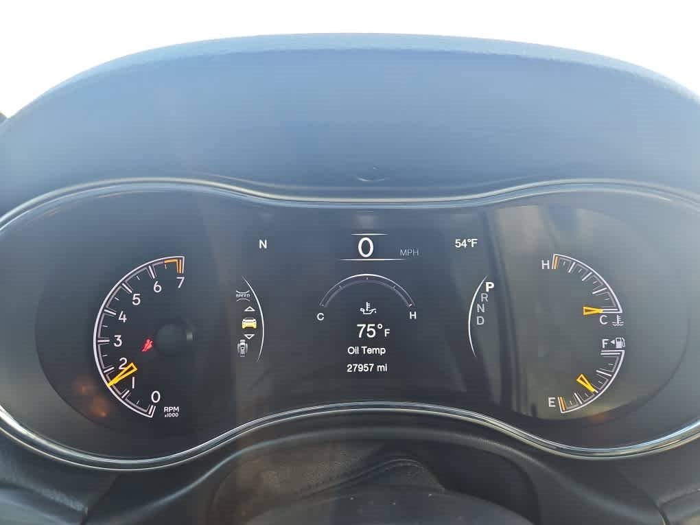 Used 2021 Jeep Grand Cherokee Laredo X image 19