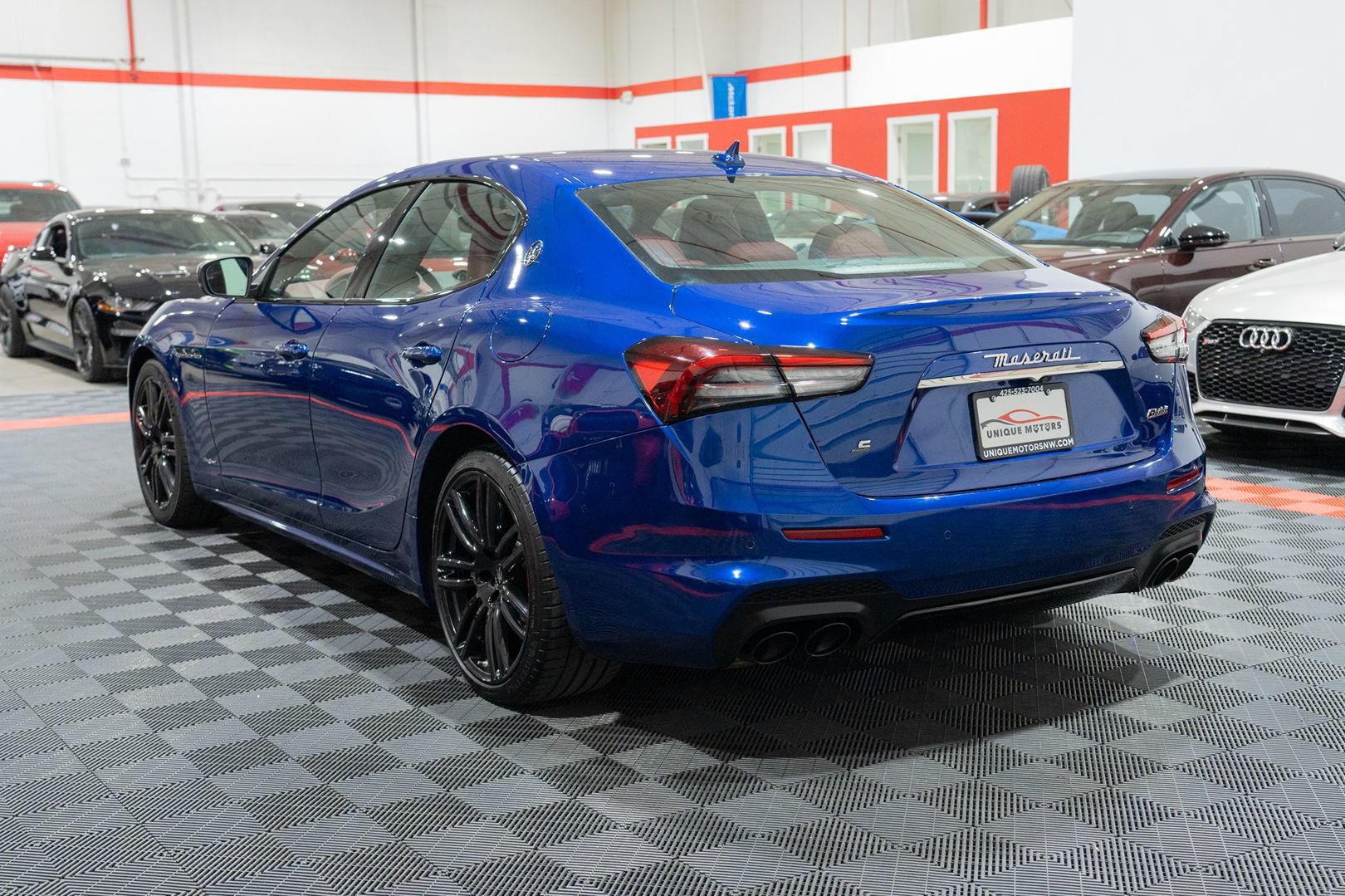Used 2021 Maserati Ghibli S GranSport RWD image 4