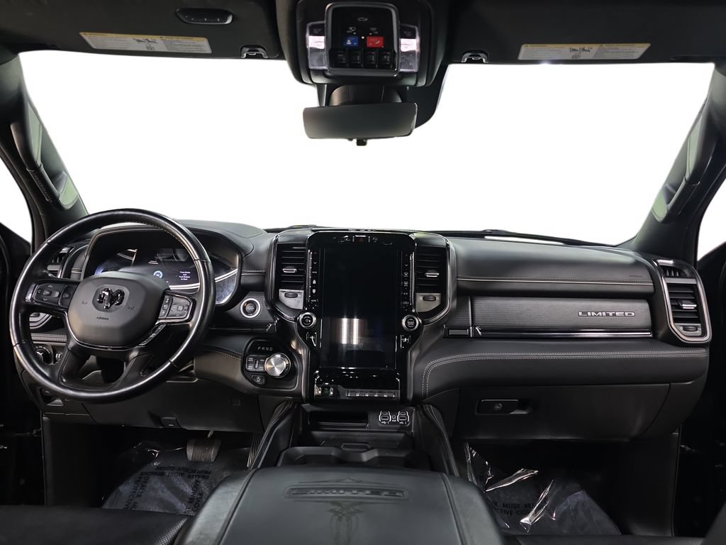 Used 2023 RAM 1500 Limited AWD/4WD image 9